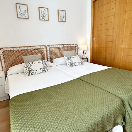 Casas De La Loma, Macenas Villa *